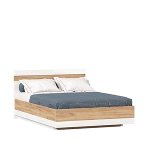 Кровать в спальню Фиджи 1400 с подъемным механизмом ЛД 659.081, Дуб золотой/Белый в Армавире